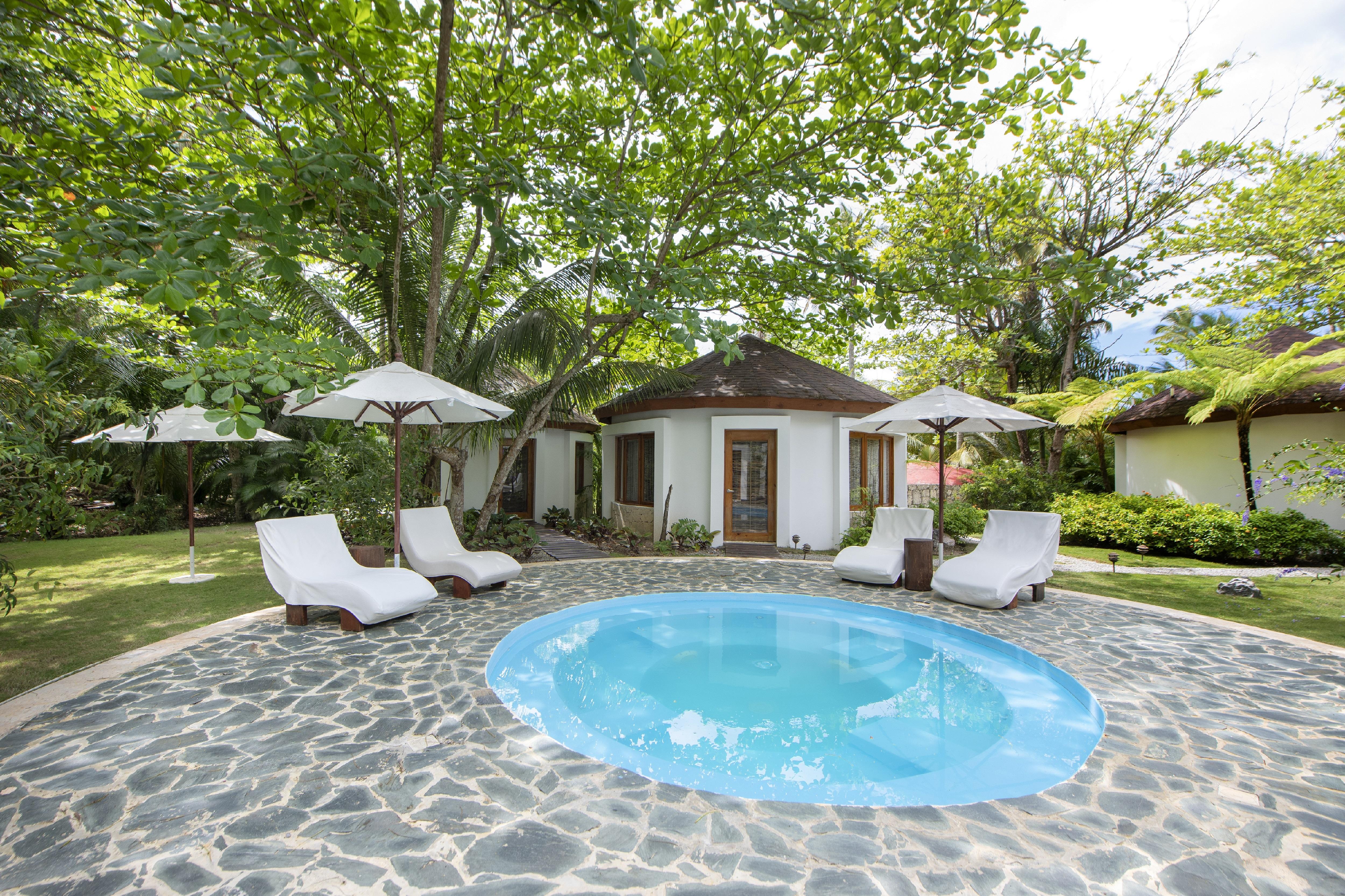 温德姆v萨马纳酒店 - 仅限成年人 - 全包 拉斯特拉纳斯 外观 照片 A pool at the resort