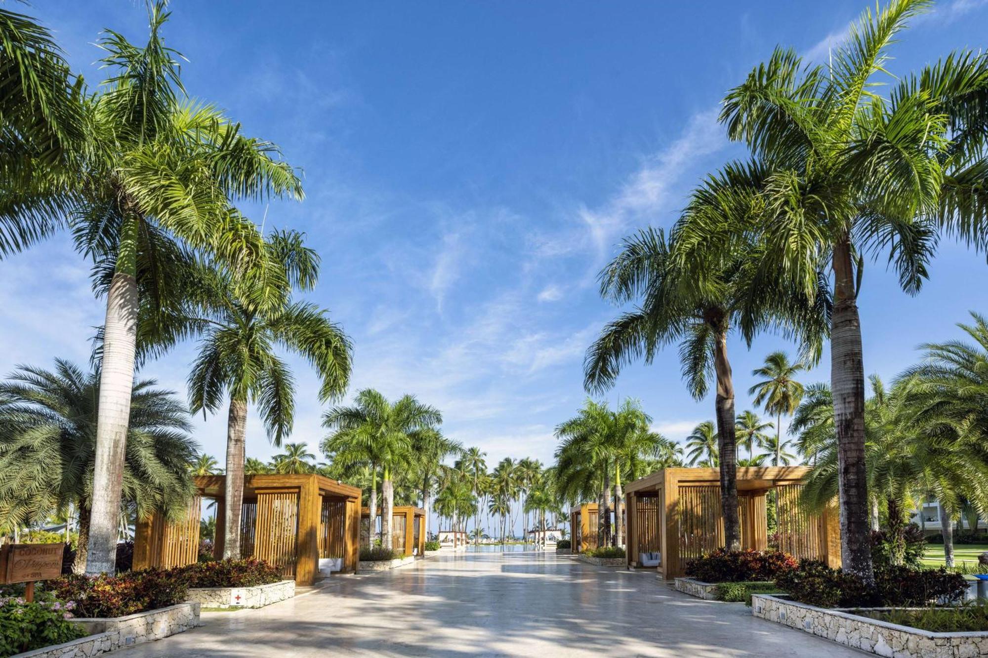 温德姆v萨马纳酒店 - 仅限成年人 - 全包 拉斯特拉纳斯 外观 照片 Entrance to the resort